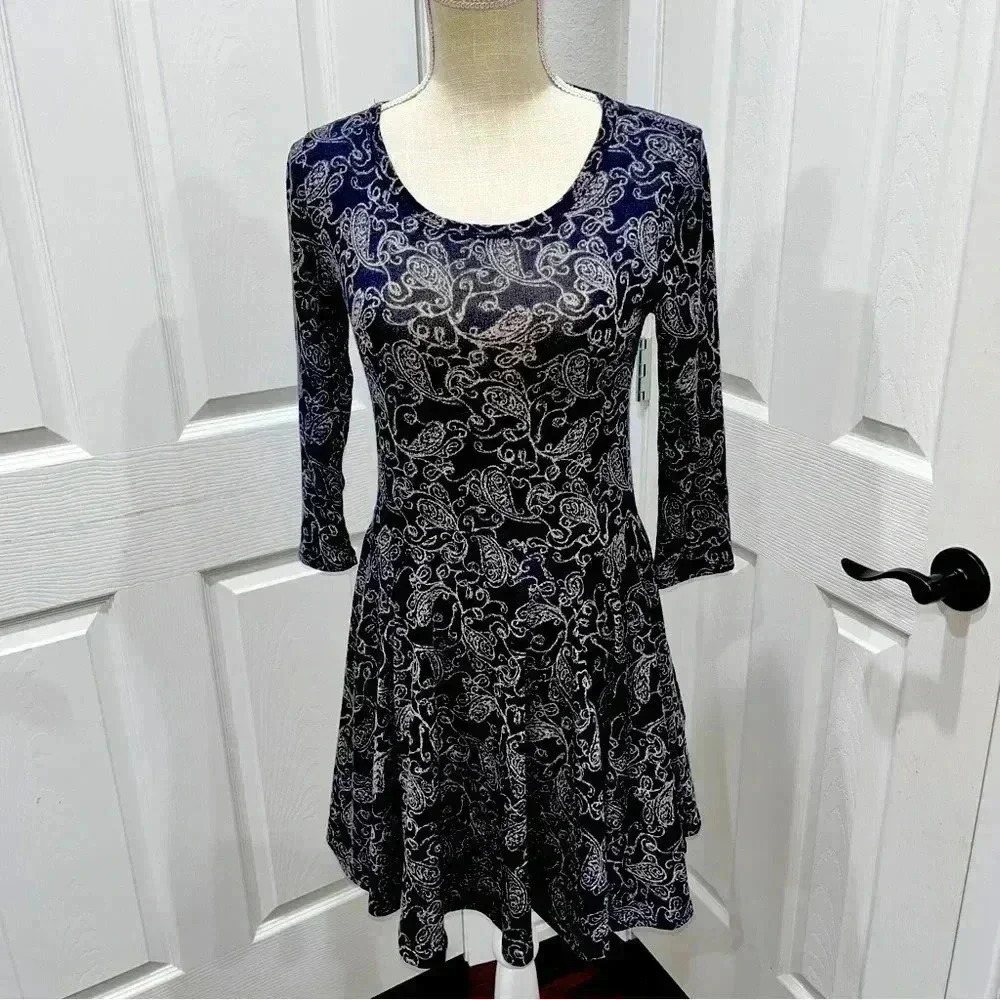 Dina be precious paisley fitted long sleeve mini dress light sweater fabric